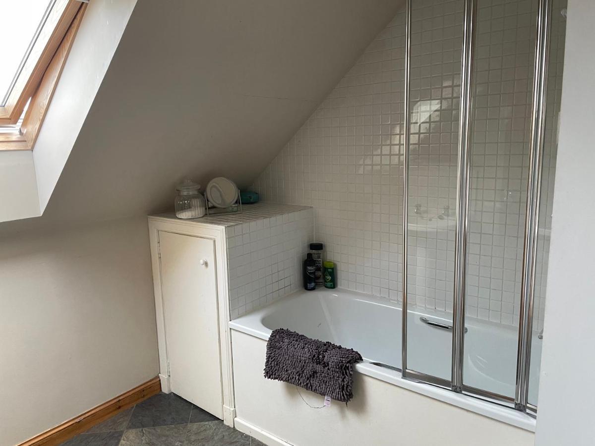 9 Kirk Road Bed & Breakfast Cromdale Eksteriør bilde